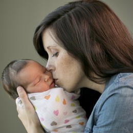 Breastfeeding provides 'perfect food' for babies